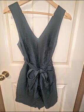 Club Monaco Dark Green V-Neck Tie-Waist Romper